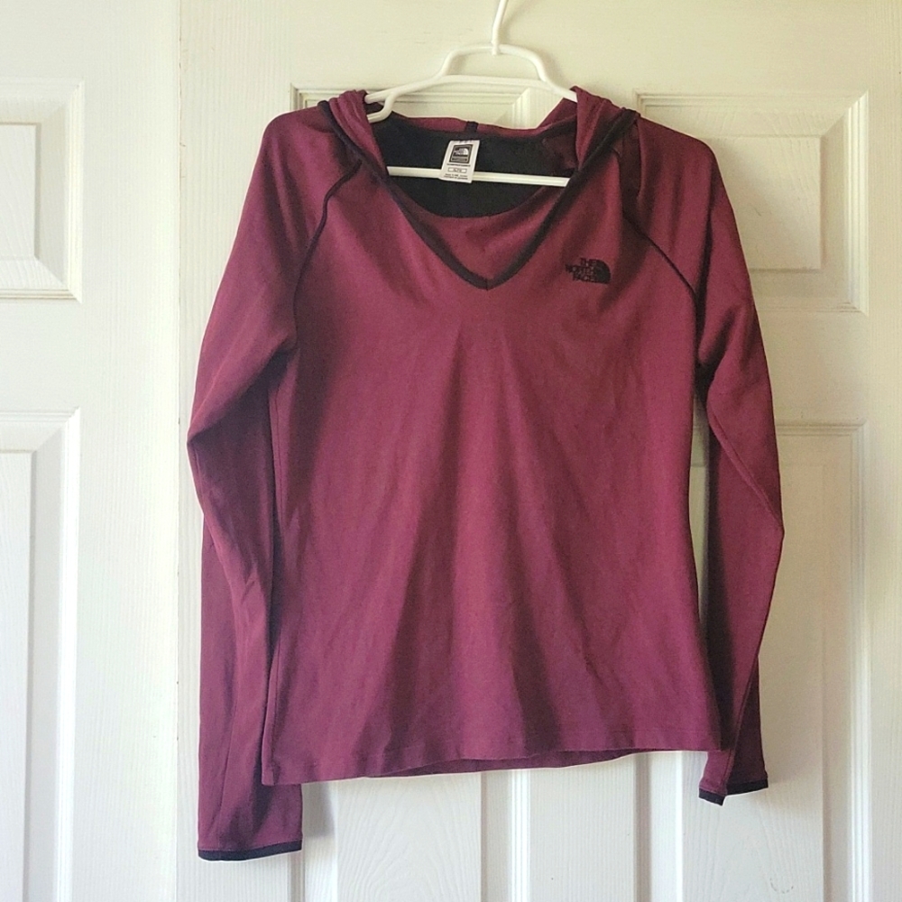 The North Face A5 Series Hooded Long Sleeve maroon size XL